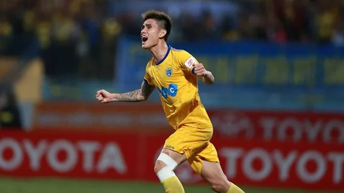 Thanh Hóa bất ngờ chia tay trung vệ Đinh Tiến Thành (ảnh CLB TH) Thanh Hóa bất ngờ chia tay trung vệ Đinh Tiến Thành (ảnh CLB TH)