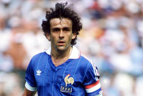 Thời điểm đó Michel Platini, người cùng với Jean Tigana, Alain Giresse, và Luis Fernández hình thành nên "Hình vuông ma thuật". Ảnh AP