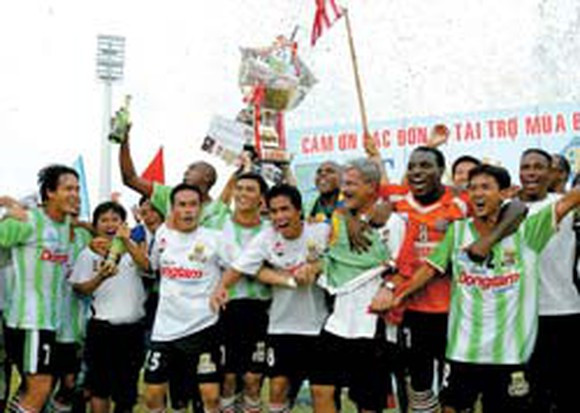 Cái tên Gạch Đồng Tâm Long An giờ chỉ còn trong tiềm thức người hâm mộ. ẢnhCLB