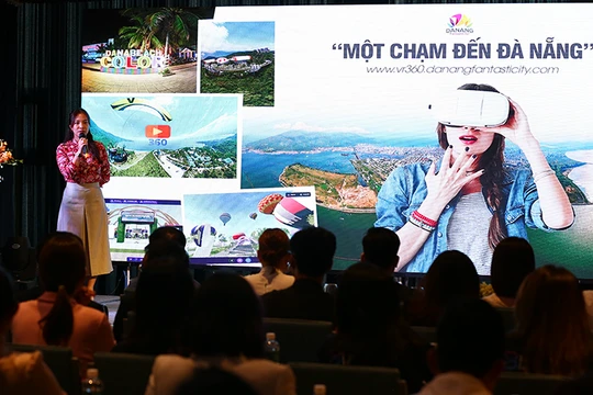 Ứng dụng "Một chạm đến Đà Nẵng" do VR360 phát triển trong khuôn khổ hợp tác với Trung tâm Xúc tiến du lịch Đà Nẵng.