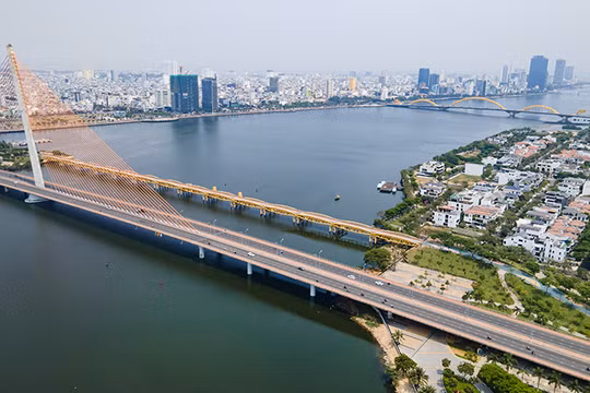 Trung tâm Phát triển quỹ đất TP Đà Nẵng đã phát đi thông báo hủy kết quả thuê đất ngắn hạn đối với “khu đất vàng” diện tích 3.215,0 m2 mặt tiền đường Trần Hưng Đạo.