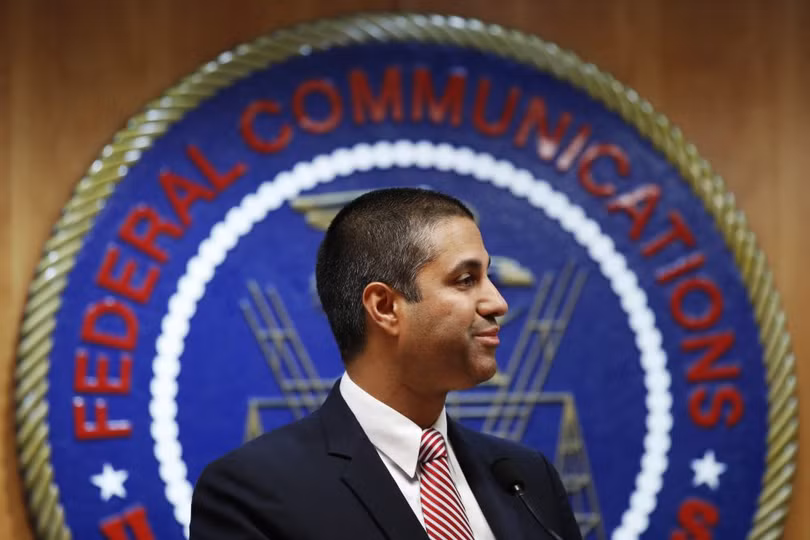 Chủ tịch Ủy ban Truyền thông Liên bang Mỹ Ajit Pai. Ảnh: AP
