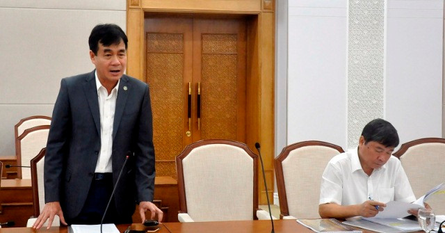 Phó tổng Giám đốc TDH Ecoland tiếp thu ý kiến của địa phương tại cuộc họp (Nguồn: quangninh.gov.vn) Phó tổng Giám đốc TDH Ecoland tiếp thu ý kiến của địa phương tại cuộc họp (Nguồn: quangninh.gov.vn)