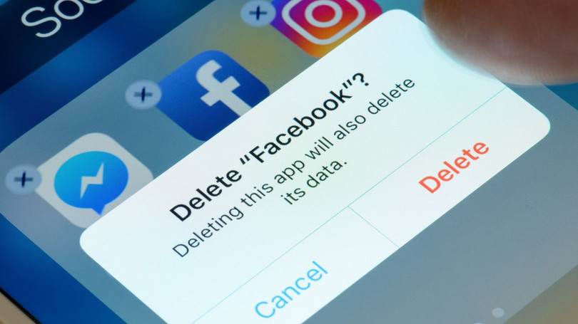 Phong trào xóa Facebook #DeleteFacebook tiếp tục bùng phát trong tháng 9. Ảnh: Cosmo