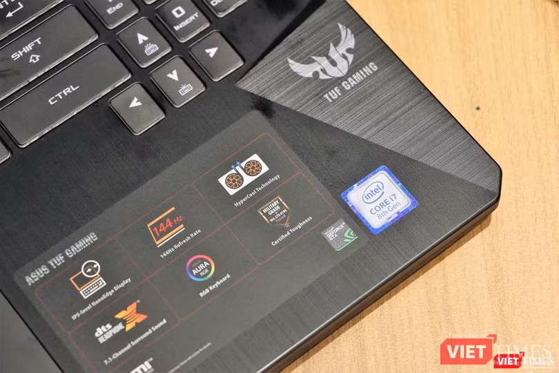 Rãnh chữ V giúp máy tản nhiệt tốt hơn