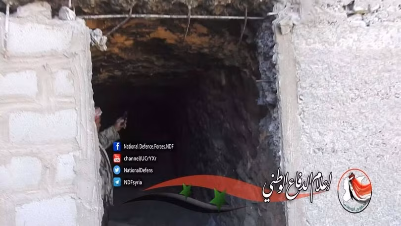 Đường hầm ngầm trong trại huấn luyện khủng bố IS ở Deir Ezzor. Ảnh NDF Quân đội Syria