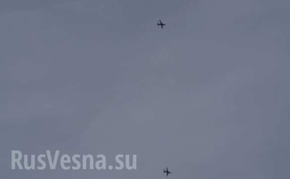 Không quân Nga biến khu trục hạm của Anh thành bia tập ngắm bắn trên bờ biển Crimea. Ảnh Rusvesna Không quân Nga biến khu trục hạm của Anh thành bia tập ngắm bắn trên bờ biển Crimea. Ảnh Rusvesna