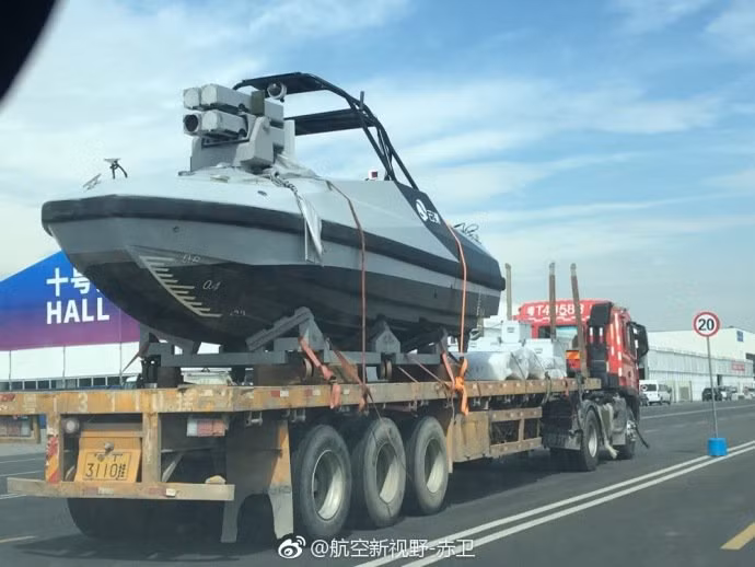 Xuồng không người lái (CUSV) tuần biển. Ảnh: Russian Gazeta.