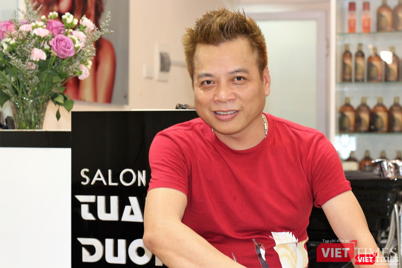 Chân dung chủ nhân ý tưởng cắt tóc kiểu Trump-Kim miễn phí, Lê Tuấn Dương.