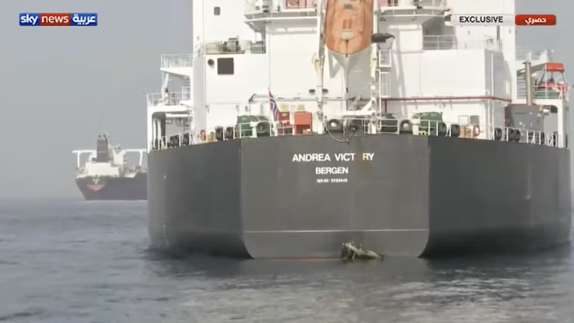 Tàu chở dầu MT Andrew Victory được cho là bị tấn công trên biểu UAE. Ảnh South Front