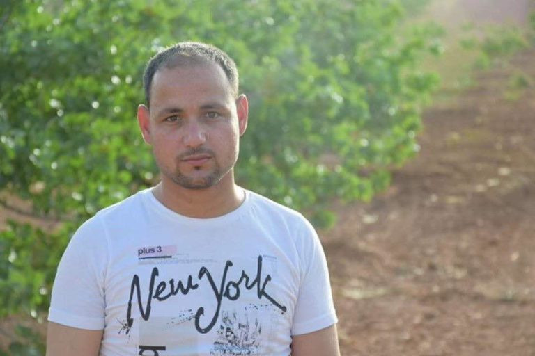 Chiến binh nổi dậy, chỉ huy chiến trường của Jaysh al-Izza Muhanad Diob, thiệt mạng trong cuộc không kích của không quân Nga. Ảnh South Front