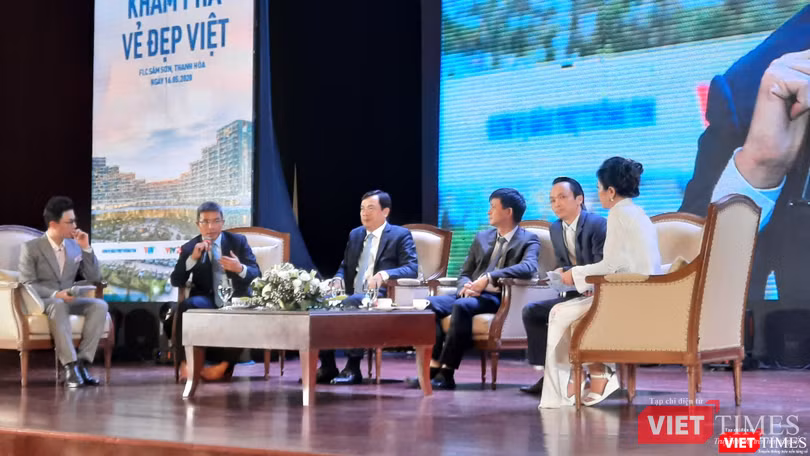 Toàn cảnh phiên 1 của hội nghị "Thời điểm vàng khám phá vẻ đẹp Việt" (Ảnh: P.D)