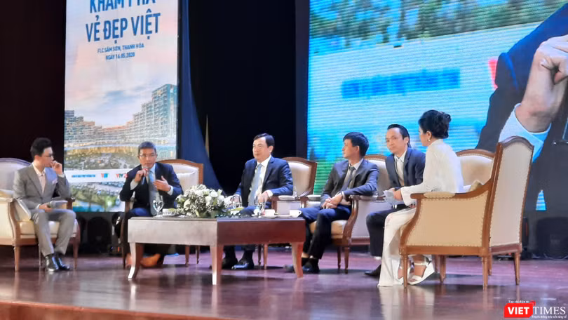 Toàn cảnh phiên 1 của hội nghị "Thời điểm vàng khám phá vẻ đẹp Việt" (Ảnh: P.D)