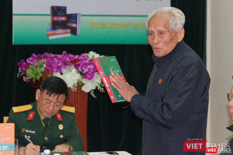 Những hình ảnh khác tại Hội nghị Tổng kết hoạt động năm 2018, triển khai hoạt động năm 2019 và ra mắt 3 tập sách "Ký ức người lính".