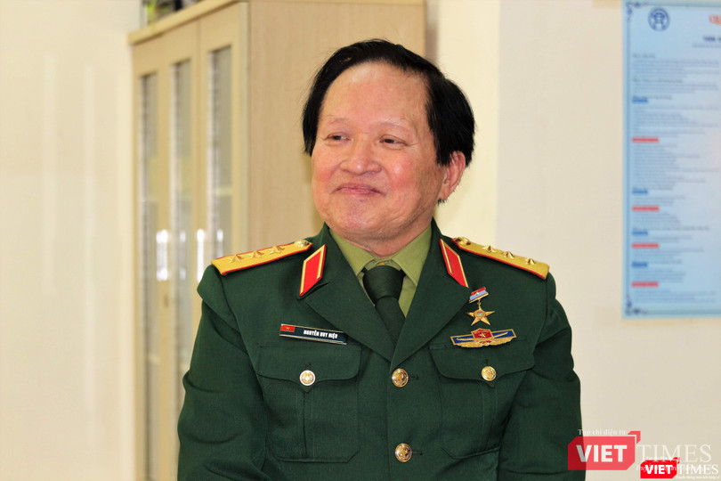 Thượng tướng Nguyễn Huy Hiệu chia sẻ về quá trình tiếp cận nguồn tư liệu để phát triển công trình sách "Ký ức người lính".