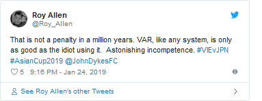 Tài khoản Roy Allen: Đó không phải là một quả phạt đền kể cả trong 1 triệu năm nữa. VAR, giống như tất cả hệ thống khác, ngốc nghếch như người đang sử dụng nó. Bất tài. Tài khoản Roy Allen: Đó không phải là một quả phạt đền kể cả trong 1 triệu năm nữa. VAR, giống như tất cả hệ thống khác, ngốc nghếch như người đang sử dụng nó. Bất tài.