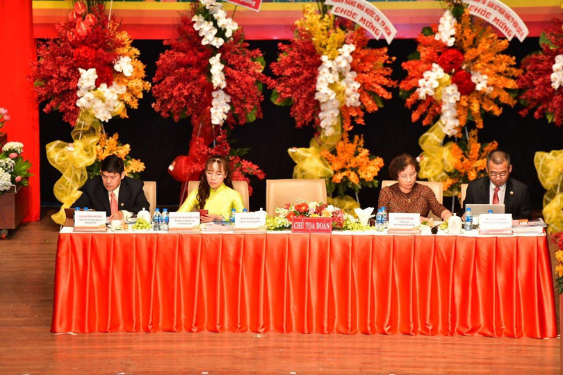 Bà Nguyễn Thị Phương Thảo (thứ 2, từ trái qua) - Phó Chủ tịch thường trực HĐQT HDBank