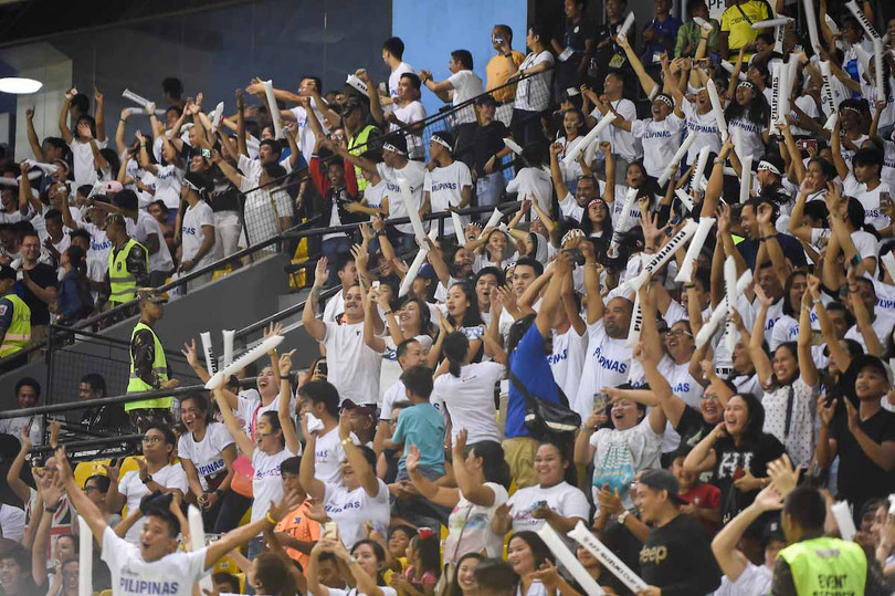 Cổ động viên Philippines lấp đầy khán đài SVĐ Panaad. Ảnh: AFF Suzuki Cup