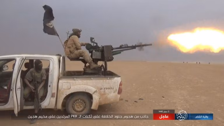 Các tay súng khủng bố IS tấn công lực lượng SDF ở Deir Ezzor.