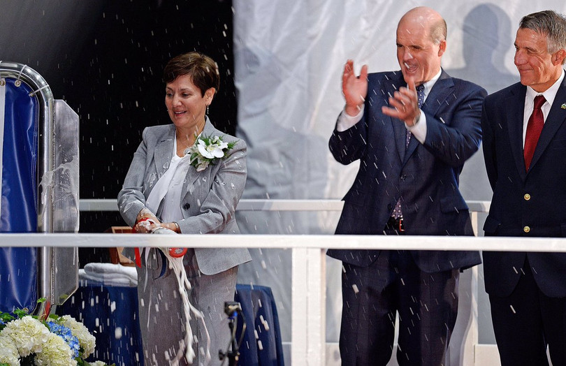 Lễ hạ thủy tàu ngầm nguyên tử Delaware (SSN791). Ảnh: Hải quân Mỹ.