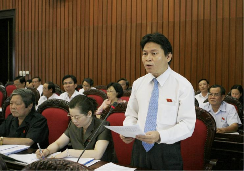 Trước khi đến với VietABank, ông Phương Hữu Việt từng đảm nhiệm nhiều chức vụ khác nhau tại các cơ quan Nhà nước, đoàn thể