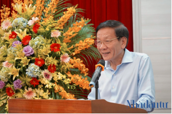 Tổng biên tập Tạp chí Nhà đầu tư, TS. Nguyễn Anh Tuấn phát biểu chỉ đạo phương hướng hoạt động của Văn phòng đại diện Bắc Trung Bộ