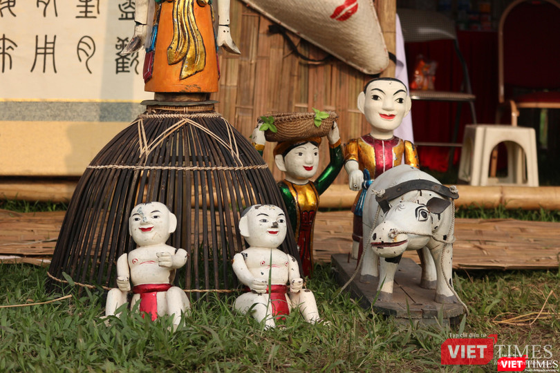 Rối nước đặc trưng cho văn hóa truyền thống miền Bắc.