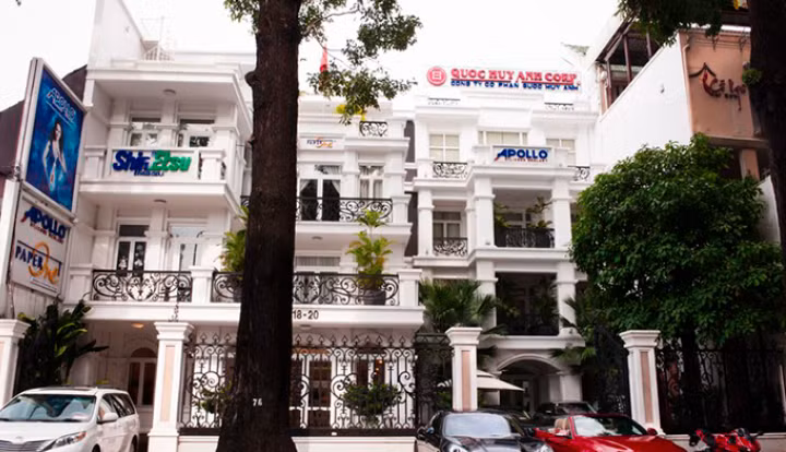 Trụ sở Apollo Silicone và "người hàng xóm" Quốc Huy Anh tại các địa chỉ 16 và 18 Lê Quý Đôn, TP. HCM (Ảnh: quochuyanhcorp.vn)