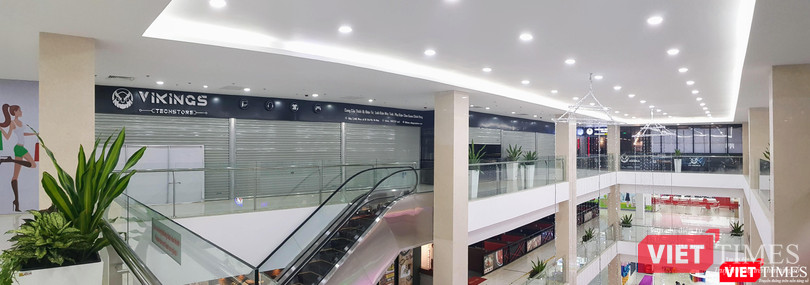 Tất cả cửa hàng và phòng game Viking tại tầng 5 TTTM Mac Plaza (Số 10 Trần Phú) đóng cửa im lìm trong ngày 16-3.