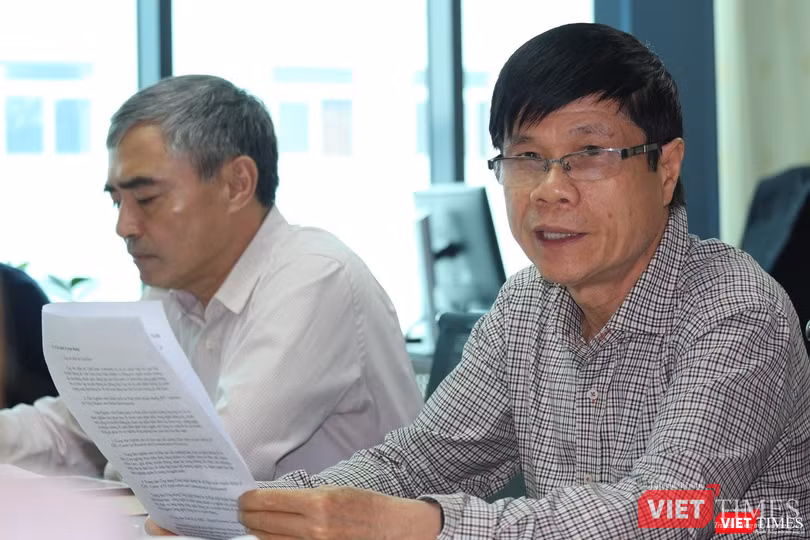 Trưởng ban Hội viên Hội Truyền thông số Việt Nam, Bùi Như Uyên giới thiệu về cơ cấu tổ chức và tôn chỉ hoạt động của hội.