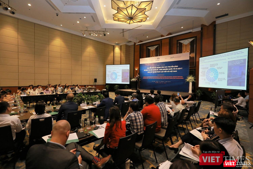 Toàn cảnh Hội thảo “Chuyển đổi số trong lĩnh vực truyền hình và dịch vụ nội dung số - Kinh nghiệm quốc tế và góp ý cho xây dựng pháp luật đối với Việt Nam”.