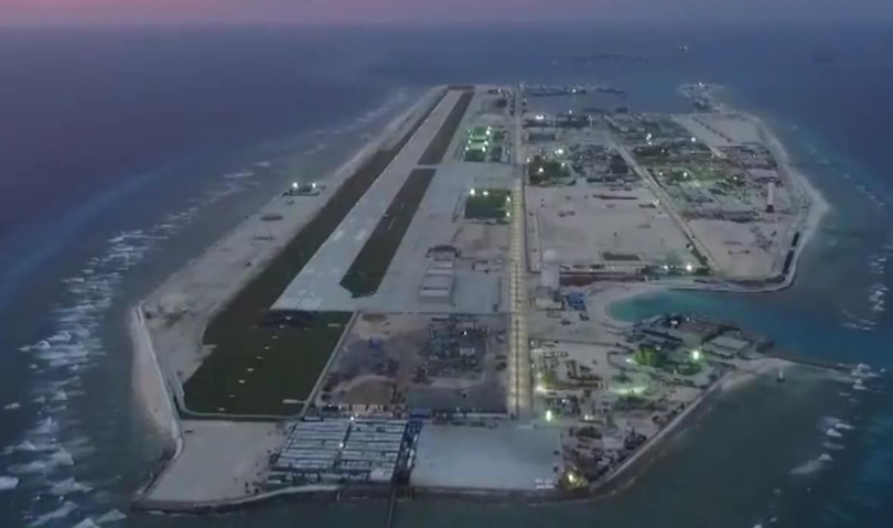 Đảo nhân tạo do Trung Quốc chiếm đóng, xây dựng và quân sự hóa trái phép trên Đá Chữ Thập thuộc quần đảo Trường Sa của Việt Nam. Ảnh: CCTV. Đảo nhân tạo do Trung Quốc chiếm đóng, xây dựng và quân sự hóa trái phép trên Đá Chữ Thập thuộc quần đảo Trường Sa của Việt Nam. Ảnh: CCTV.