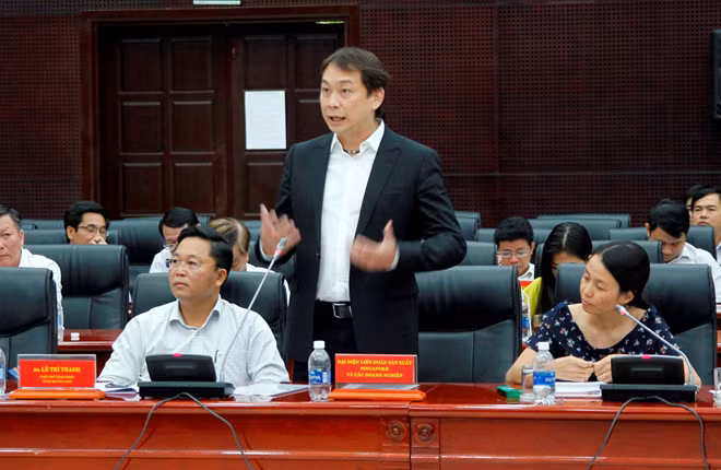 Ông Douglas Foo tại hội thảo Quy hoạch TP. Đà Nẵng đến năm 2030, tầm nhìn đến năm 2045 do UBND TP. Đà Nẵng tổ chức vào chiều 11/6/2018 (Nguồn: thanhnien.vn)