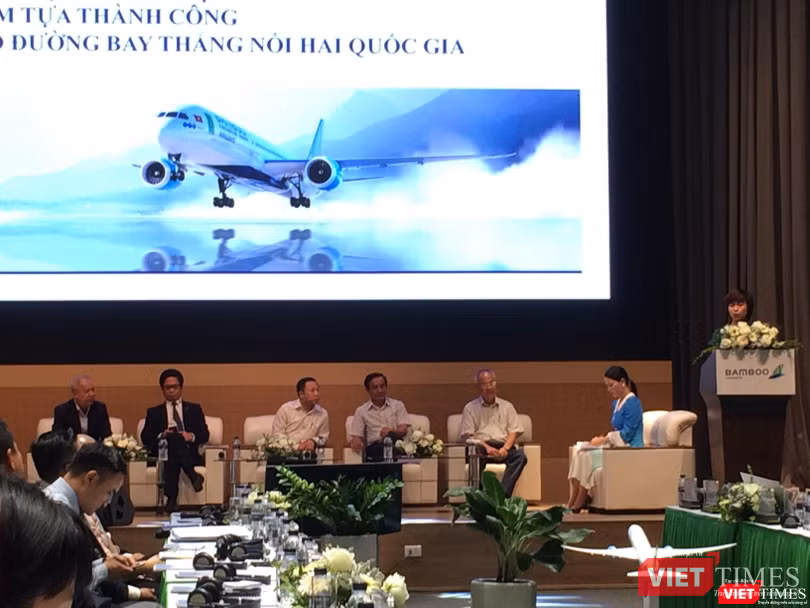 Các diễn giả tham gia tham luận tại buổi Tọa đàm (Ảnh: VT)