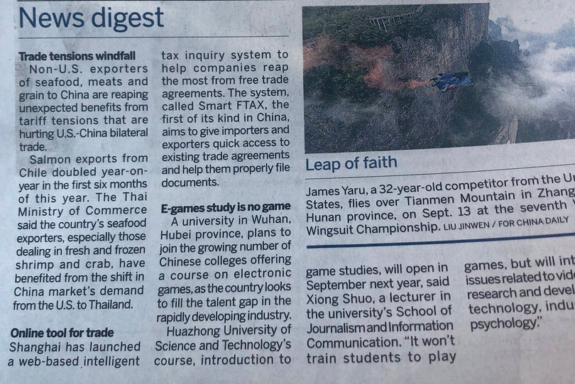 Những quảng cáo, được cho là minh chứng cho sự can thiệp của Trung Quốc vào cuộc bầu cử giữa nhiệm kỳ của Mỹ. Ảnh từ tài khoản @realDonaldTrump Những quảng cáo, được cho là minh chứng cho sự can thiệp của Trung Quốc vào cuộc bầu cử giữa nhiệm kỳ của Mỹ. Ảnh từ tài khoản @realDonaldTrump