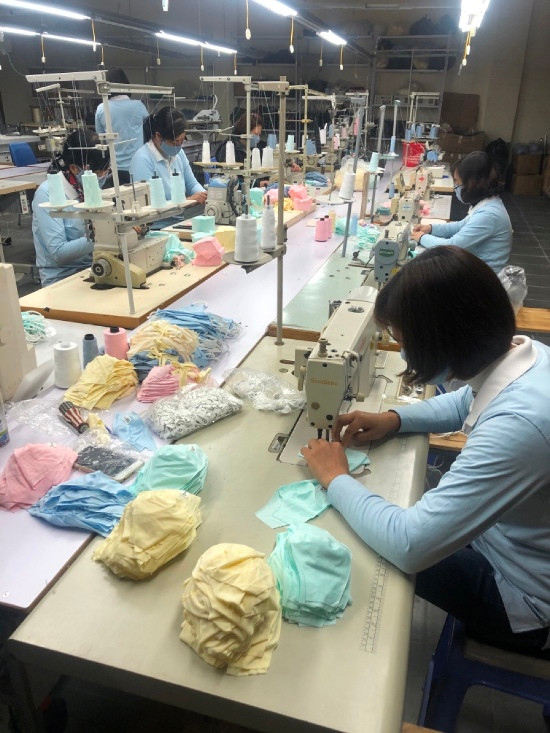 Xưởng sản xuất khẩu trang của Công ty Babu (Ảnh: Bộ Công thương)