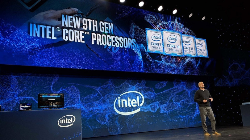 Intel lần đầu tiên công bố dòng chip sản xuất trên tiến trình 10nm tại CES 2019. Ảnh: Windows Central. Intel lần đầu tiên công bố dòng chip sản xuất trên tiến trình 10nm tại CES 2019. Ảnh: Windows Central.