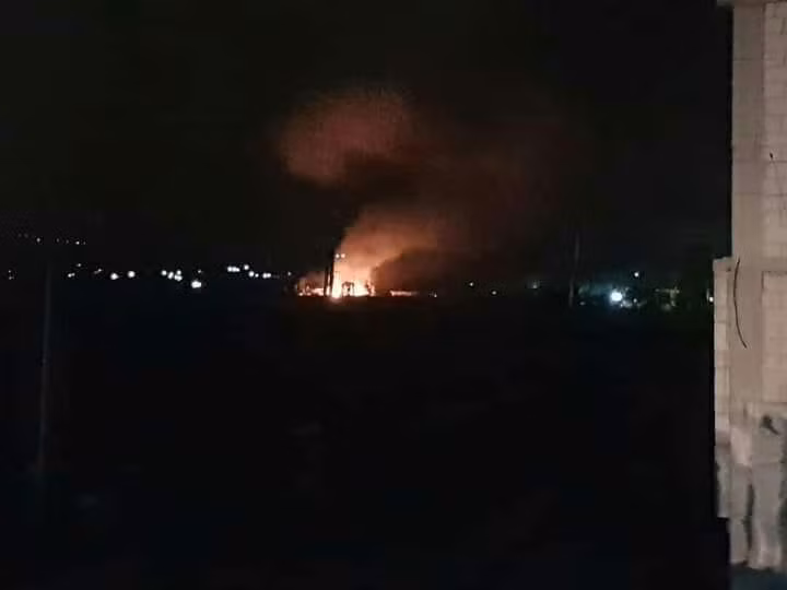 Các bom lượn của Israel có thể đã đánh trúng một vài mục tiêu dự kiến. Ảnh: truyền thông mạng xã hội Twitter Joe Truzman.