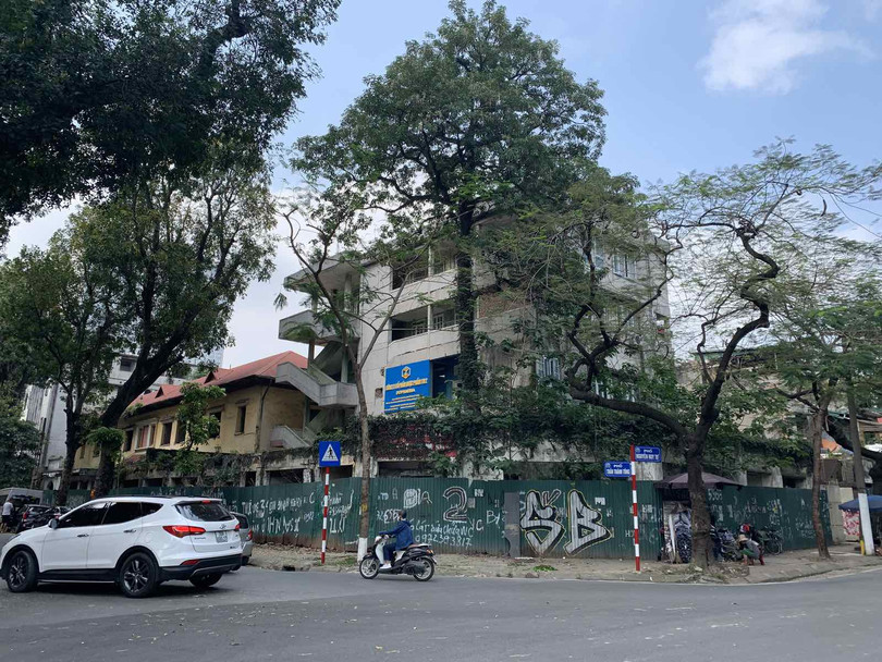 Khu đất số 9 Trần Thánh Tông (Hà Nội) có vị trí đắc địa, cũng là nơi đặt trụ sở chính của CTCP Dược phẩm Trung ương 2 (Ảnh: P.D) Khu đất số 9 Trần Thánh Tông (Hà Nội) có vị trí đắc địa, cũng là nơi đặt trụ sở chính của CTCP Dược phẩm Trung ương 2 (Ảnh: P.D)