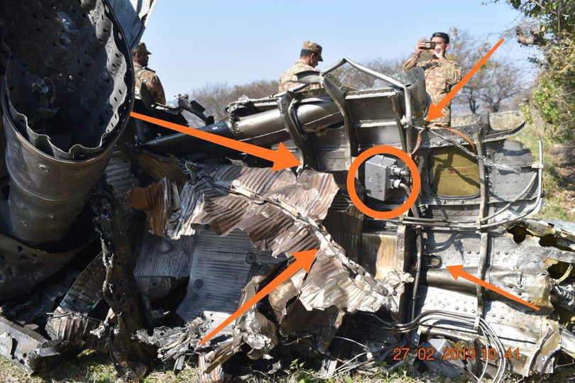 Truyền thông mạng xã hội Twitter khẳng định đây là mảnh máy bay F-16