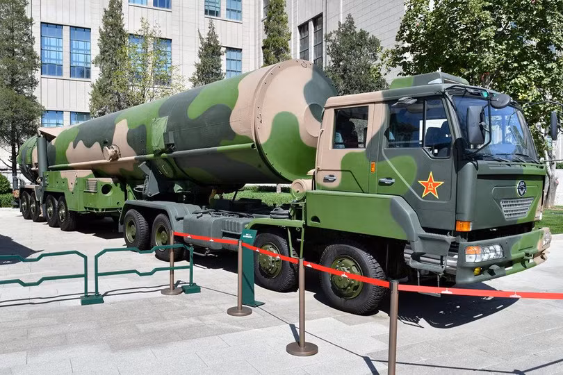 Tên lửa liên lục địa DF-31. Ảnh: Russian Gazeta.