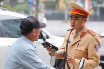 Hơn 1.500 tài xế uống bia rượu vẫn lái xe