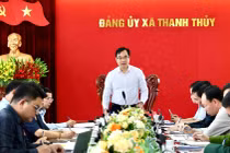 Bí thư Đảng ủy – Chủ tịch HĐND xã Thanh Thủy Trịnh Hùng Sơn.