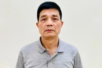 Cựu Cục trưởng An toàn thực phẩm nhận hối lộ gần 44 tỷ đồng như thế nào?