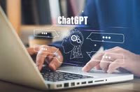 The Economist: AI đang biến báo chí thành một "bát súp" ngôn ngữ ảnh 2 Sự xuất hiện của ChatGPT làm tăng tốc đà phát triển của AI tạo sinh (Ảnh: Forbes)