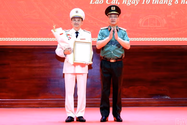 Đại tá Trịnh Khắc Cường giữ chức Giám đốc Công an tỉnh Lào Cai 