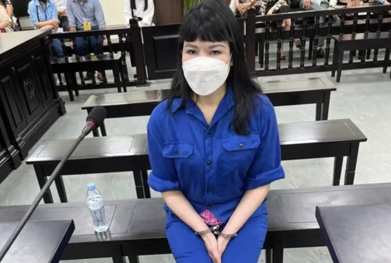 Bị cáo Vũ Thị Thu Nhung, cựu Phó giám đốc Eximbank chi nhánh Ba Đình. Ảnh: N.L.