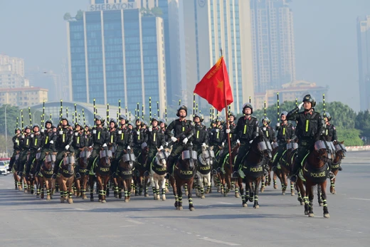 Khối Cảnh sát cơ động kỵ binh, đơn vị vũ trang chiến đấu tập trung đặc biệt. Với chức năng huấn luyện và sử dụng ngựa nghiệp vụ, những năm qua, kỵ binh đã hoàn thành tốt nhiệm vụ đấu tranh phòng, chống tội phạm và bảo đảm an ninh tại các sự kiện quan trọng.