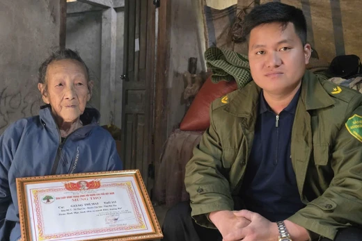 Cụ bà 111 tuổi chờ ngày đi bầu cử