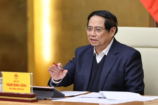 Thủ tướng Phạm Minh Chính yêu cầu hoàn thành nhà ở sau bão lũ trước 15/1. Ảnh: VGP.